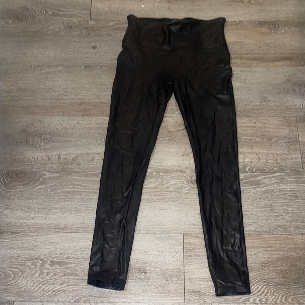 Spanx liquid leggings size medium petite black pants date night casual